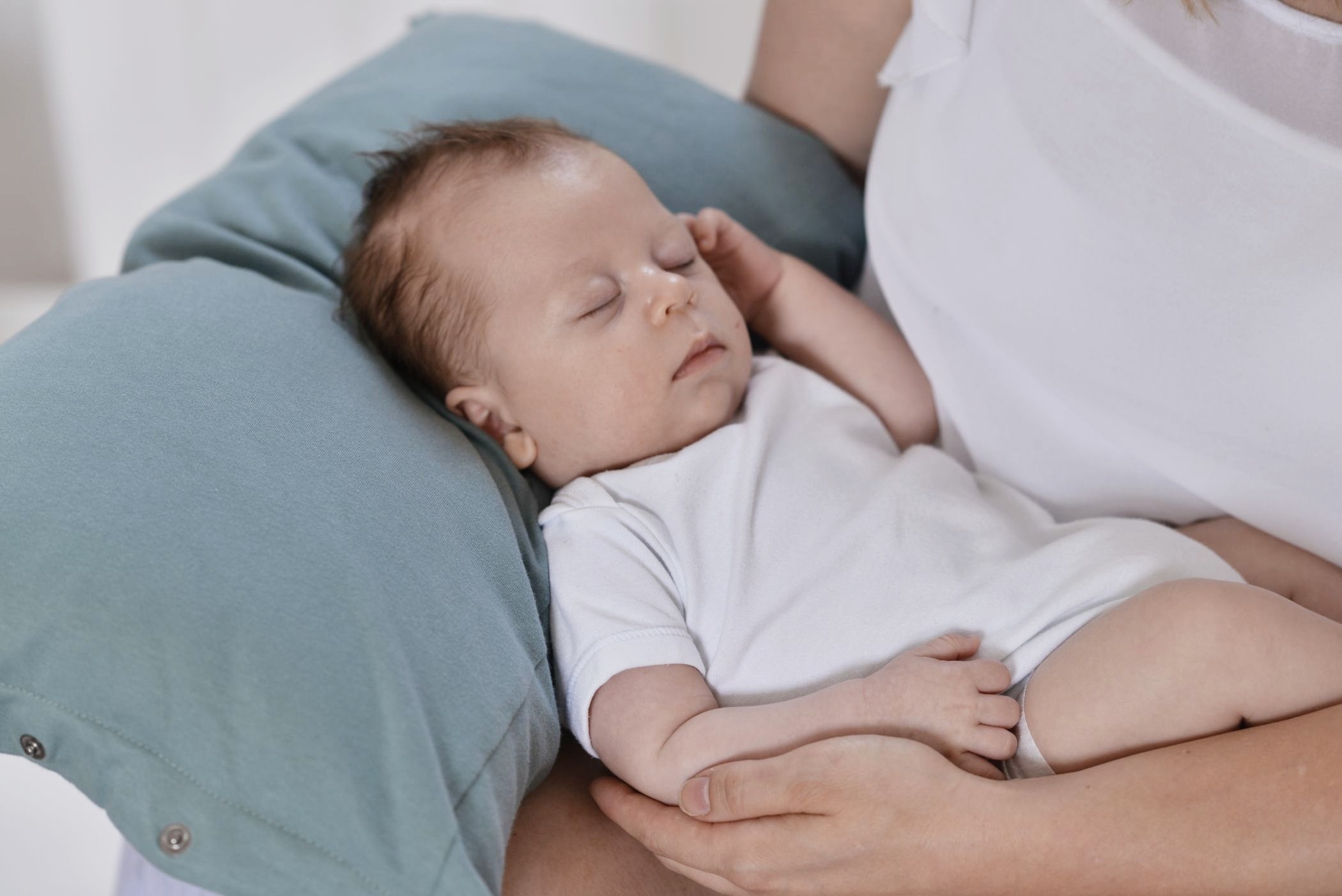 Poofi, Poduszka do karmienia na rękę petrol