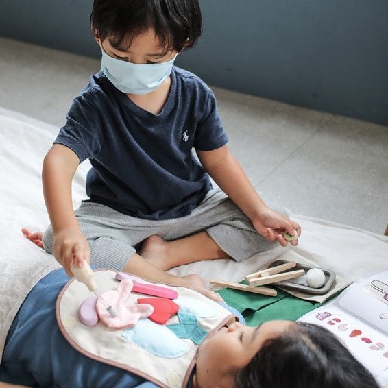 Plan Toys, Zestaw chirurgiczny Plan Toys, Zestaw chirurgiczny