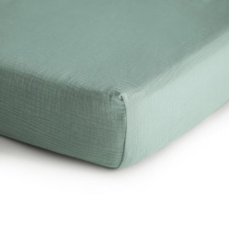 Mushie, prześcieradło do łóżeczka 120 x 60 cm Breathable Cotton Roman Green