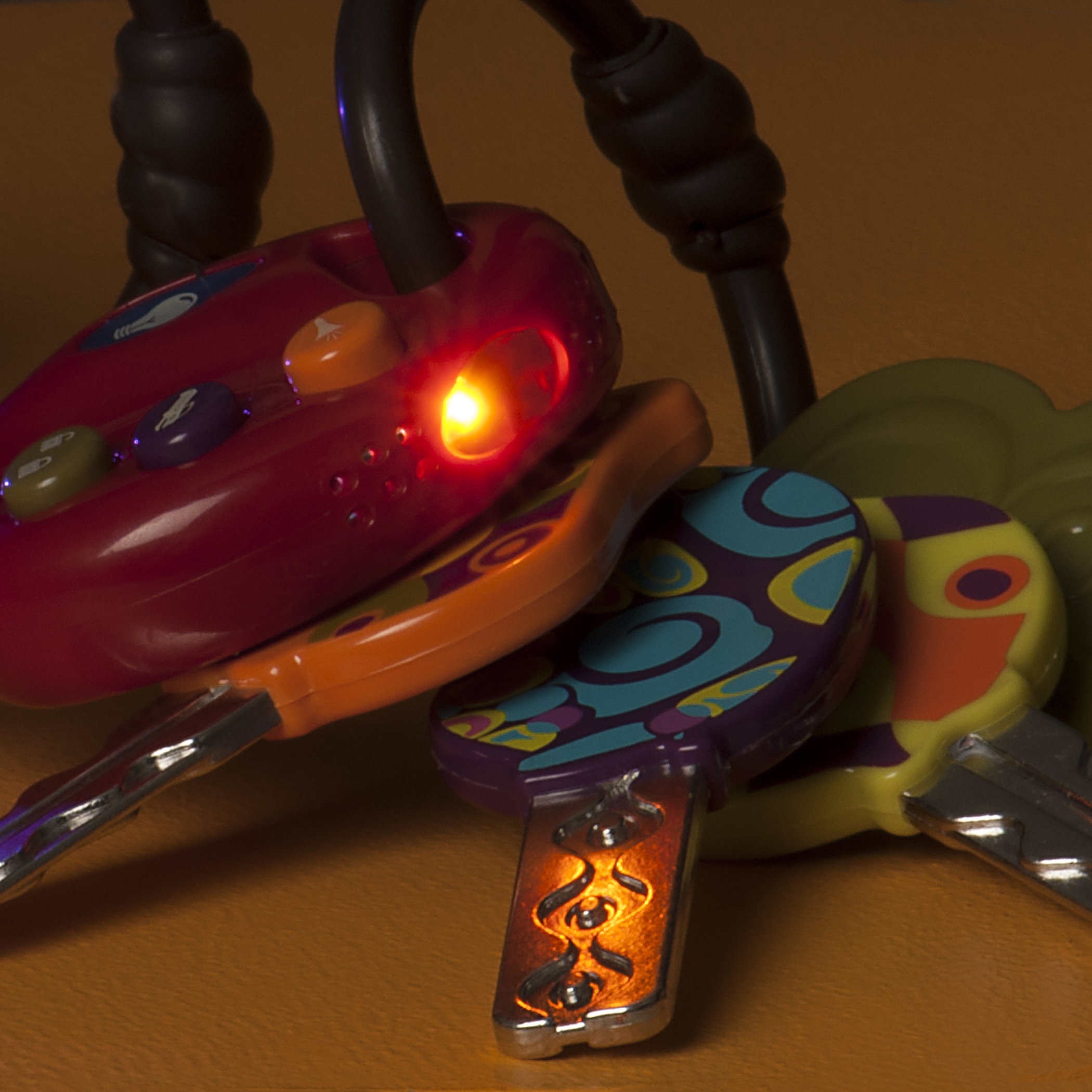 Btoys, zestaw kluczy  - PILOT W KLUCZYKU LucKeys