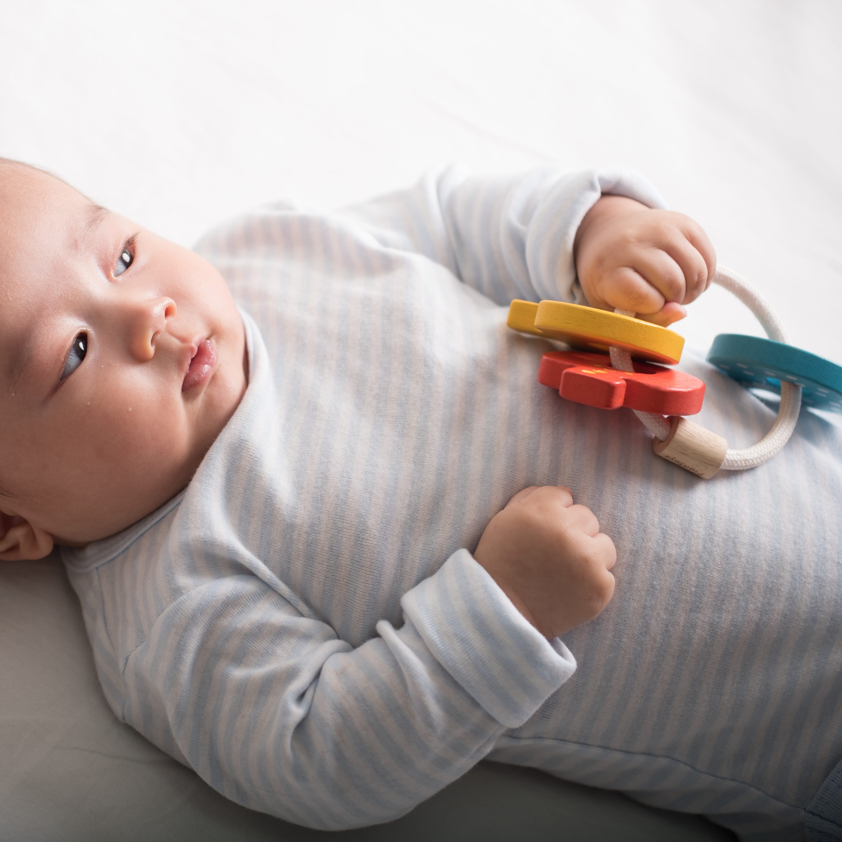 Drewniana grzechotka klucze, Plan Toys Drewniana grzechotka klucze, Plan Toys