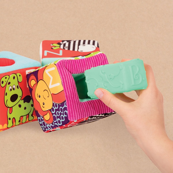 Btoys, klocki materiałowe duże z elementami geometrycznymi ABC Block Party