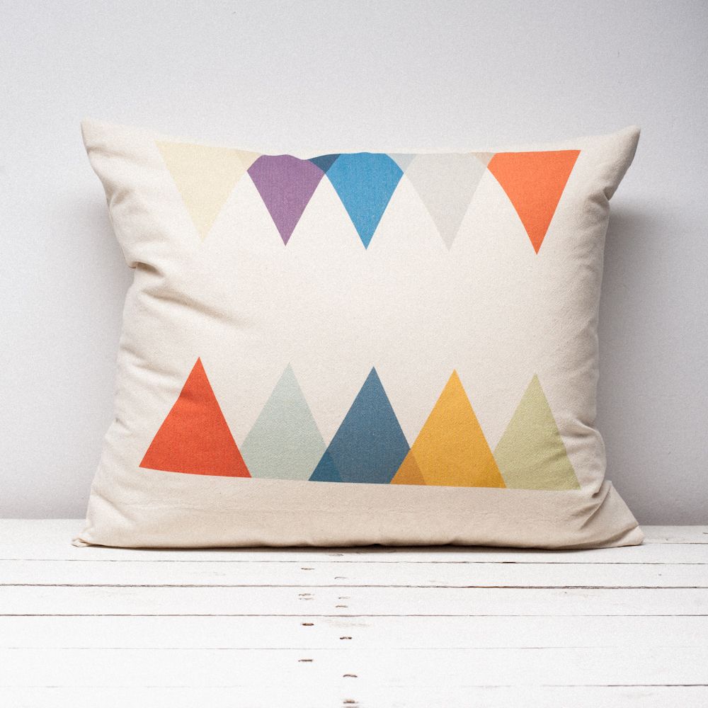 Poduszka ekologiczna  Trójkaty pomarańczowe