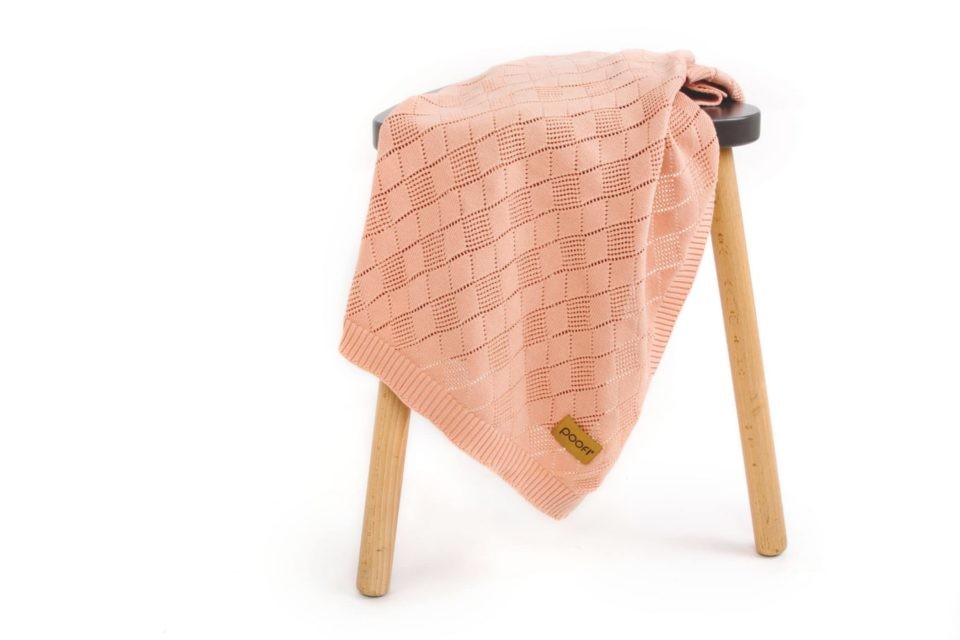 Poofi, Kocyk ażurowy - brzoskwiniowy