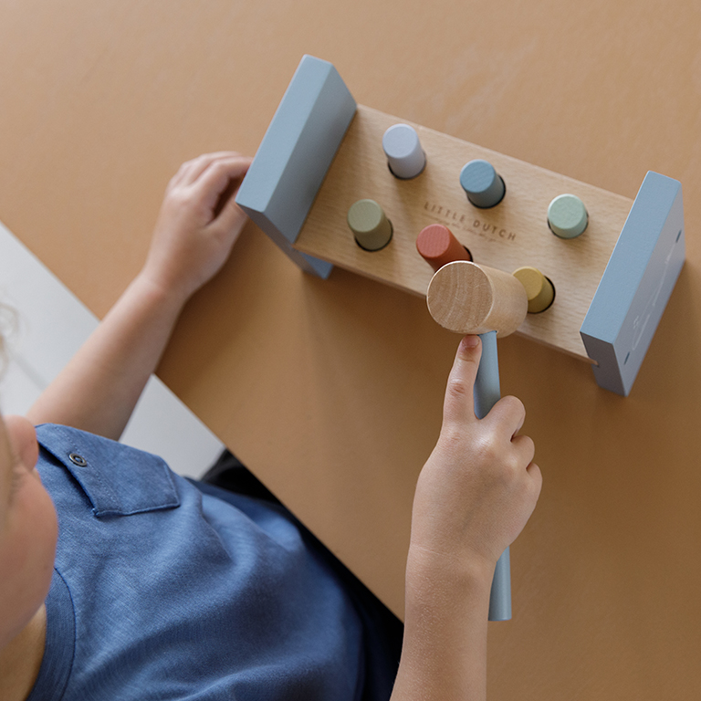 Little Dutch, Przebijanka Błękit