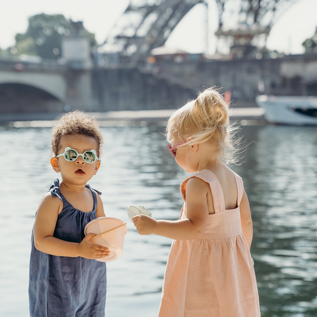 Ki ET LA, Okulary przeciwsłoneczne OURS'ON 2-4 lata Almond Green