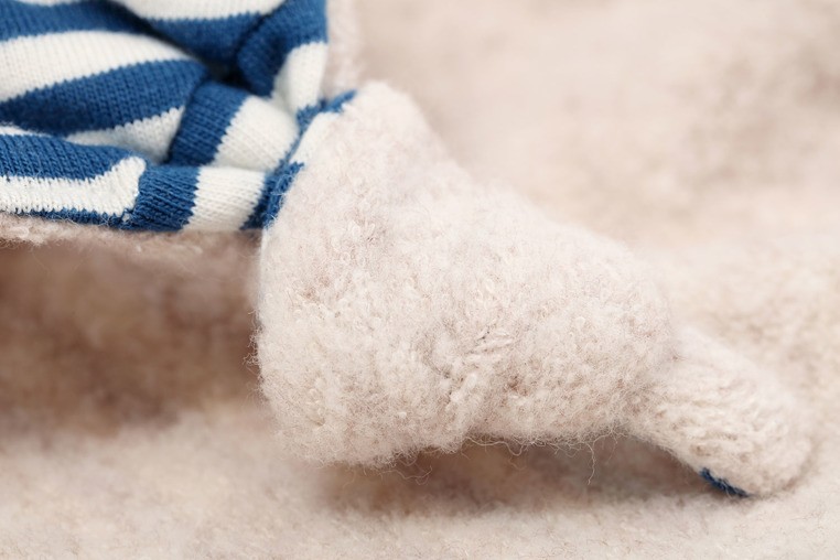 SIGIKID, Przytulaczek komforter Piesek w niebieskie paski