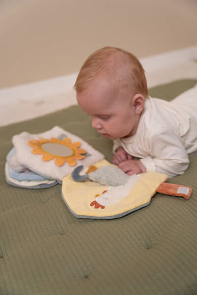 Little Dutch, Duża Książeczka Aktywizująca Little Farm