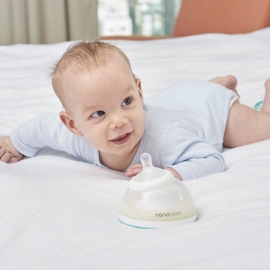 Nanobebe, Smoczek silikonowy na butelkę - średni przepływ - 2 szt. Nanobebe, Smoczek silikonowy na butelkę - średni przepływ - 2 szt.