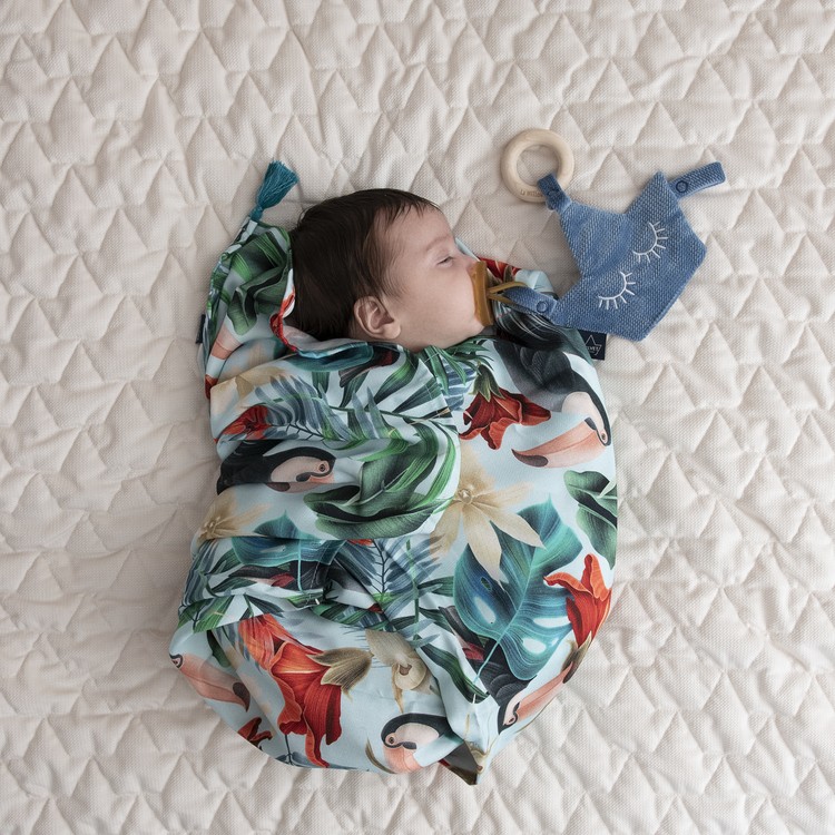 La Millou, Bambusowy Otulacz Mgiełka Fringe - King Size - Speedy Me Bright La Millou, Bambusowy Otulacz Mgiełka Fringe - King Size - Speedy Me Bright