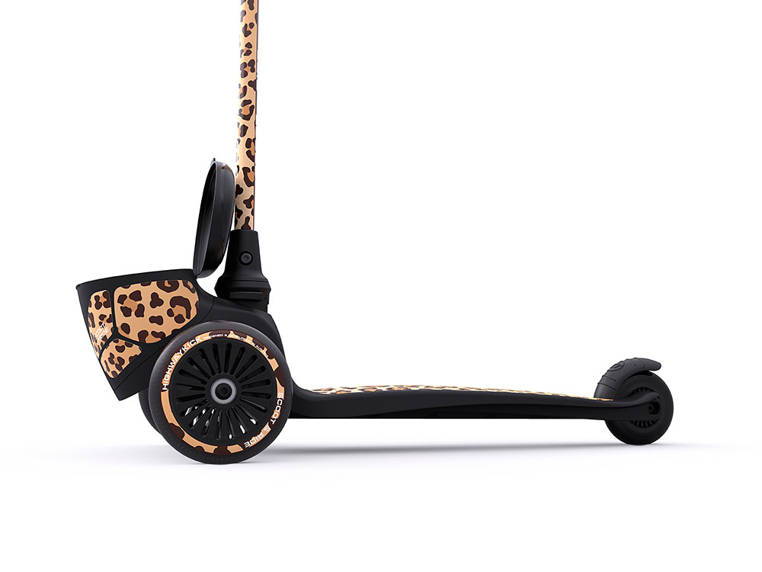 Scootandride, Highwaykick 2 Lifestyle Hulajnoga trójkołowa balansowa z zamykanym schowkiem 2+ Leopard Scootandride, Highwaykick 2 Lifestyle Hulajnoga trójkołowa balansowa z zamykanym schowkiem 2+ Leopard