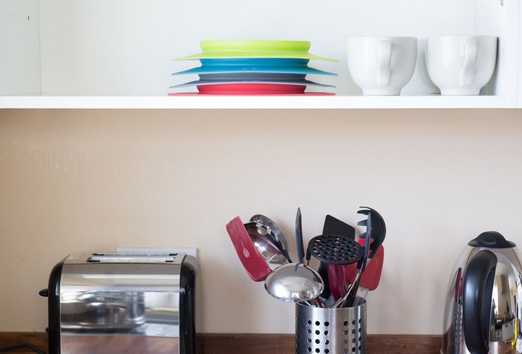 EZPZ, silikonowy talerzyk z podkładką mały 2w1 Mini Mat różowy