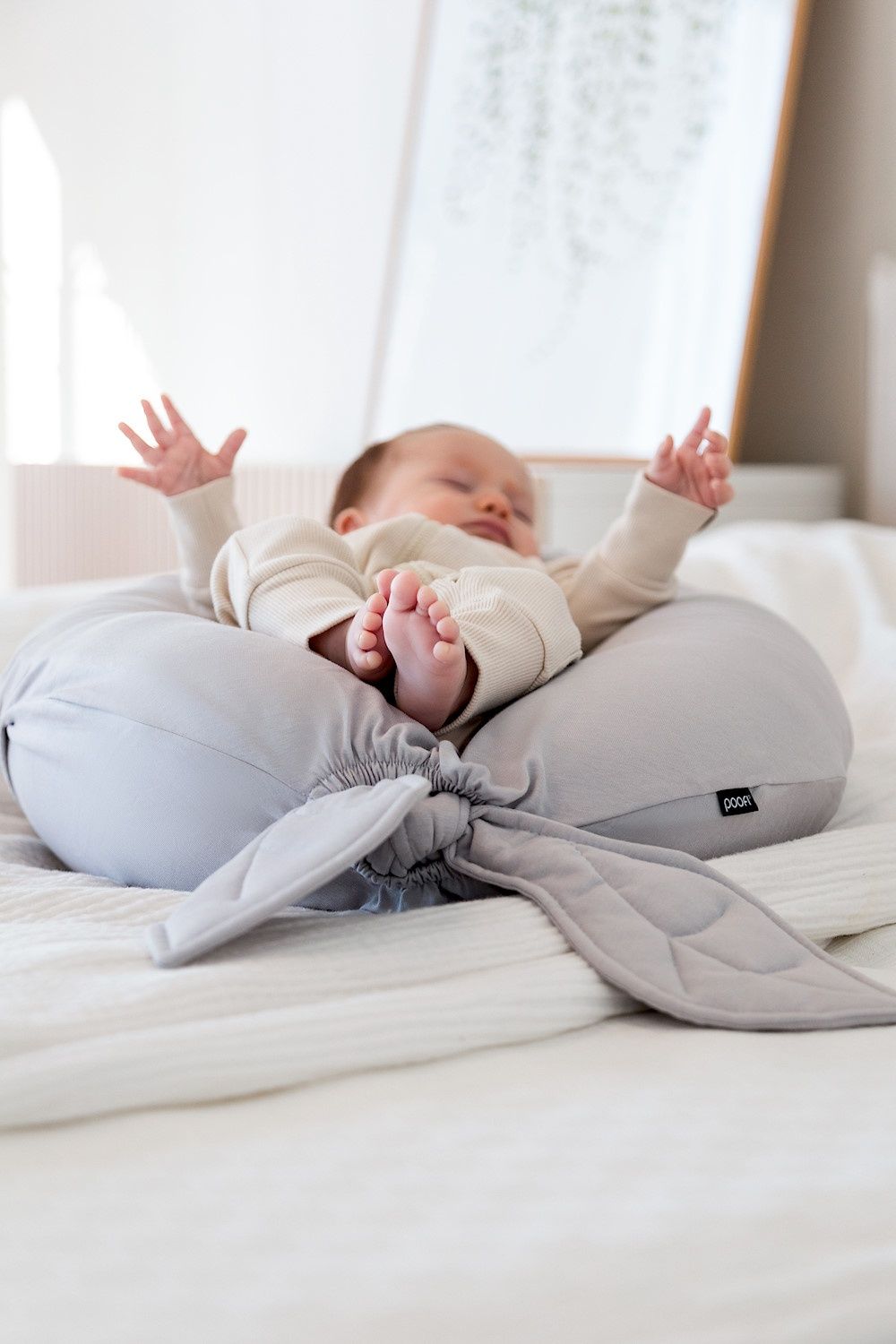 Poofi, Poduszka ciążowa uniwersalna Nest by Poofi kolor: jasny szary