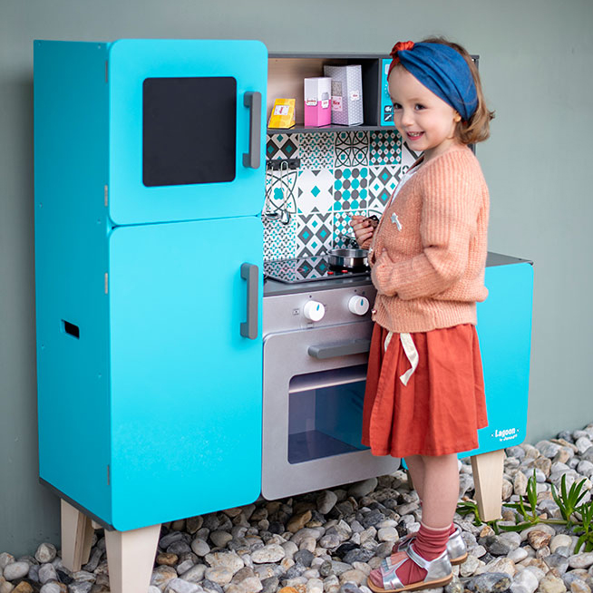 Janod, Kuchnia drewniana XL z dźwiękiem i 15 akcesoriami Lagoon