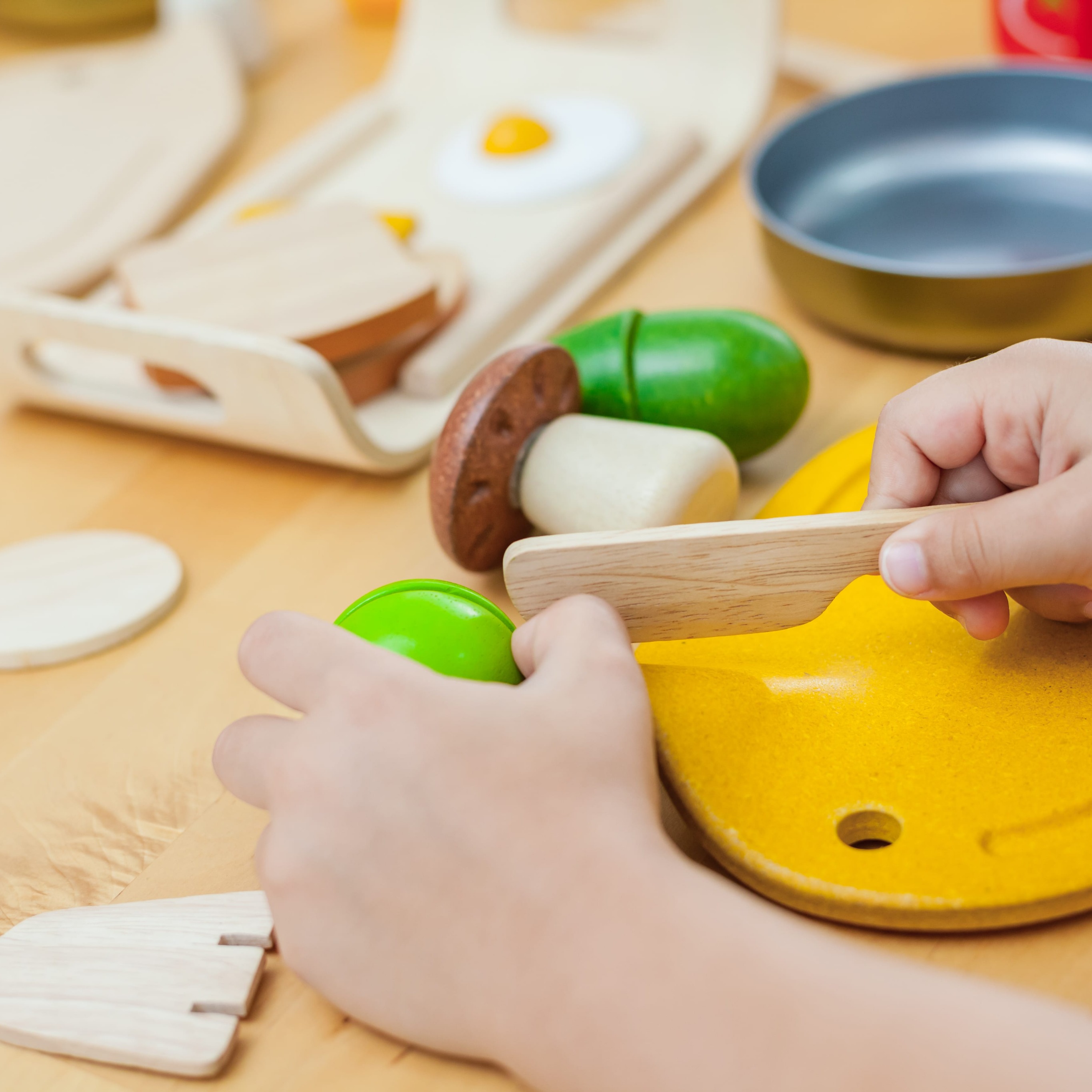 Plan Toys, Warzywa z deską do krojenia Plan Toys, Warzywa z deską do krojenia