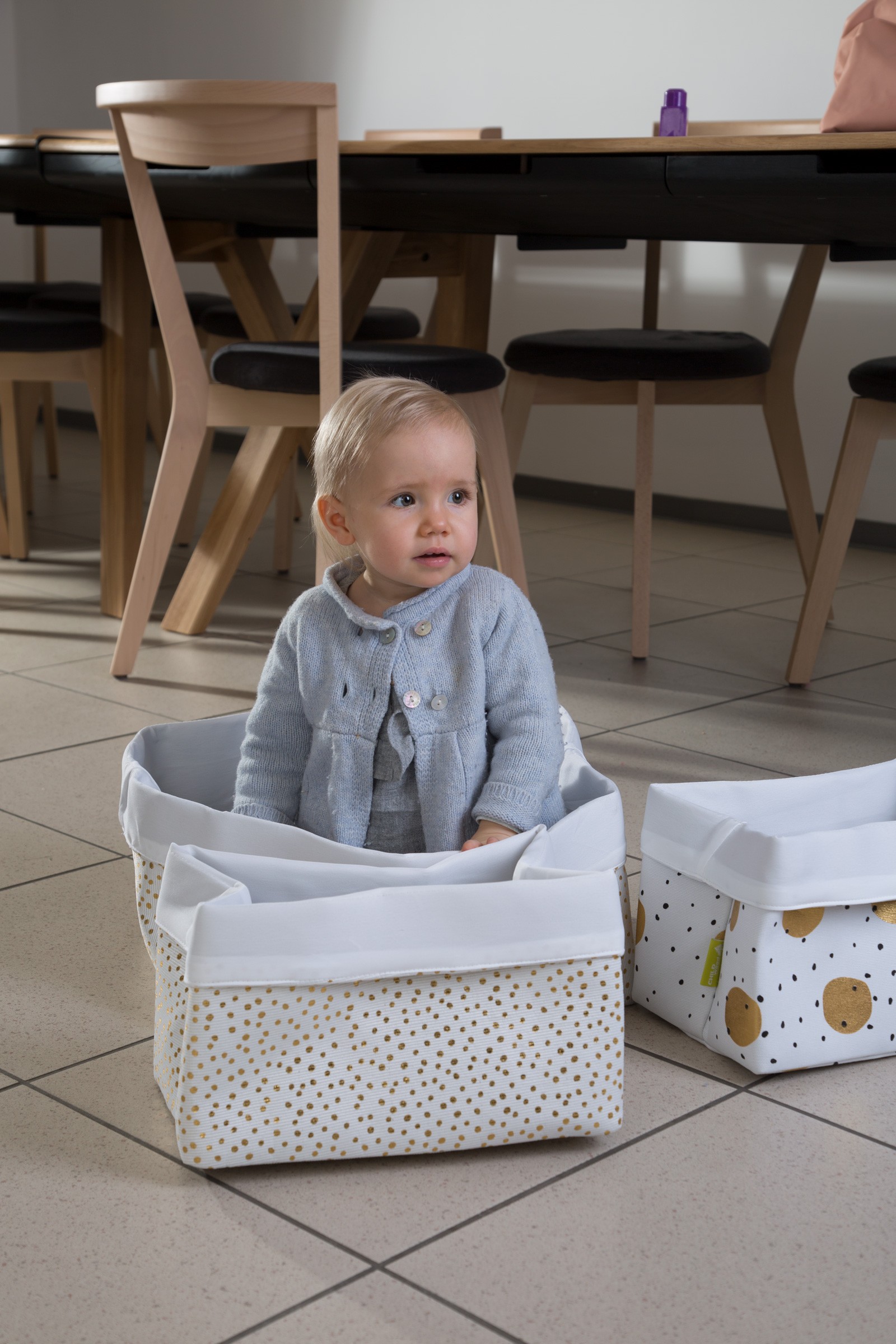 Childhome, Pojemnik płócienny 32x20x20cm złote grochy