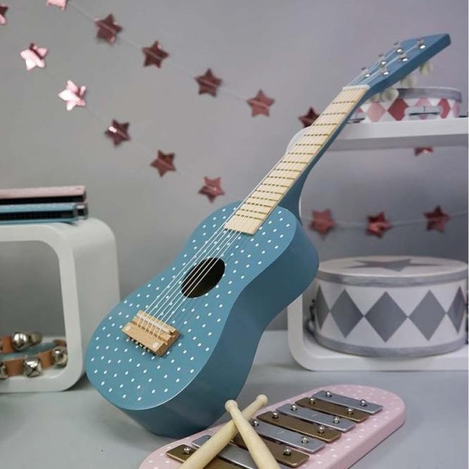JaBaDaBaDo, Drewniana gitara niebieska